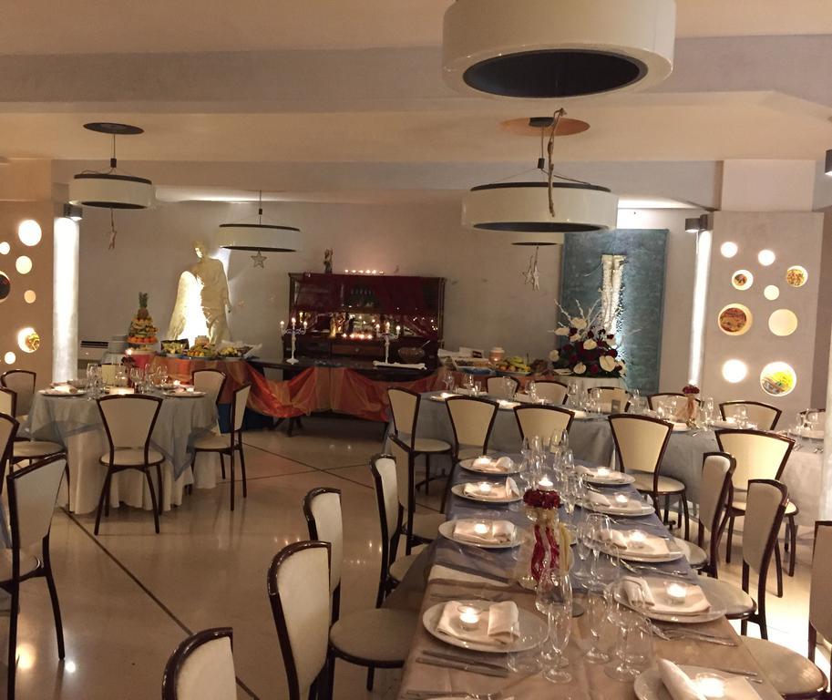 Hotel Ristorante Cavaliere Scario Ngoại thất bức ảnh