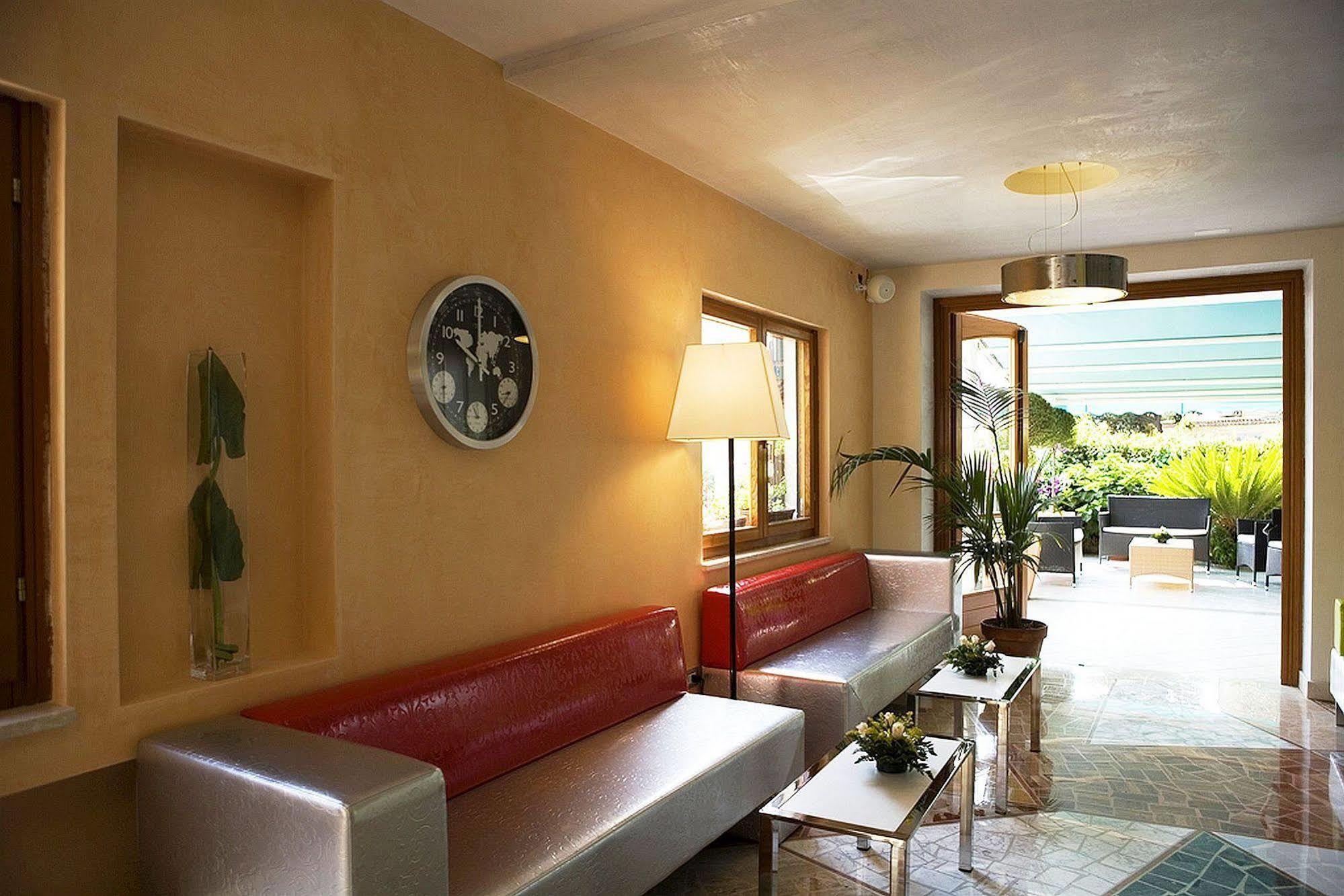 Hotel Ristorante Cavaliere Scario Ngoại thất bức ảnh